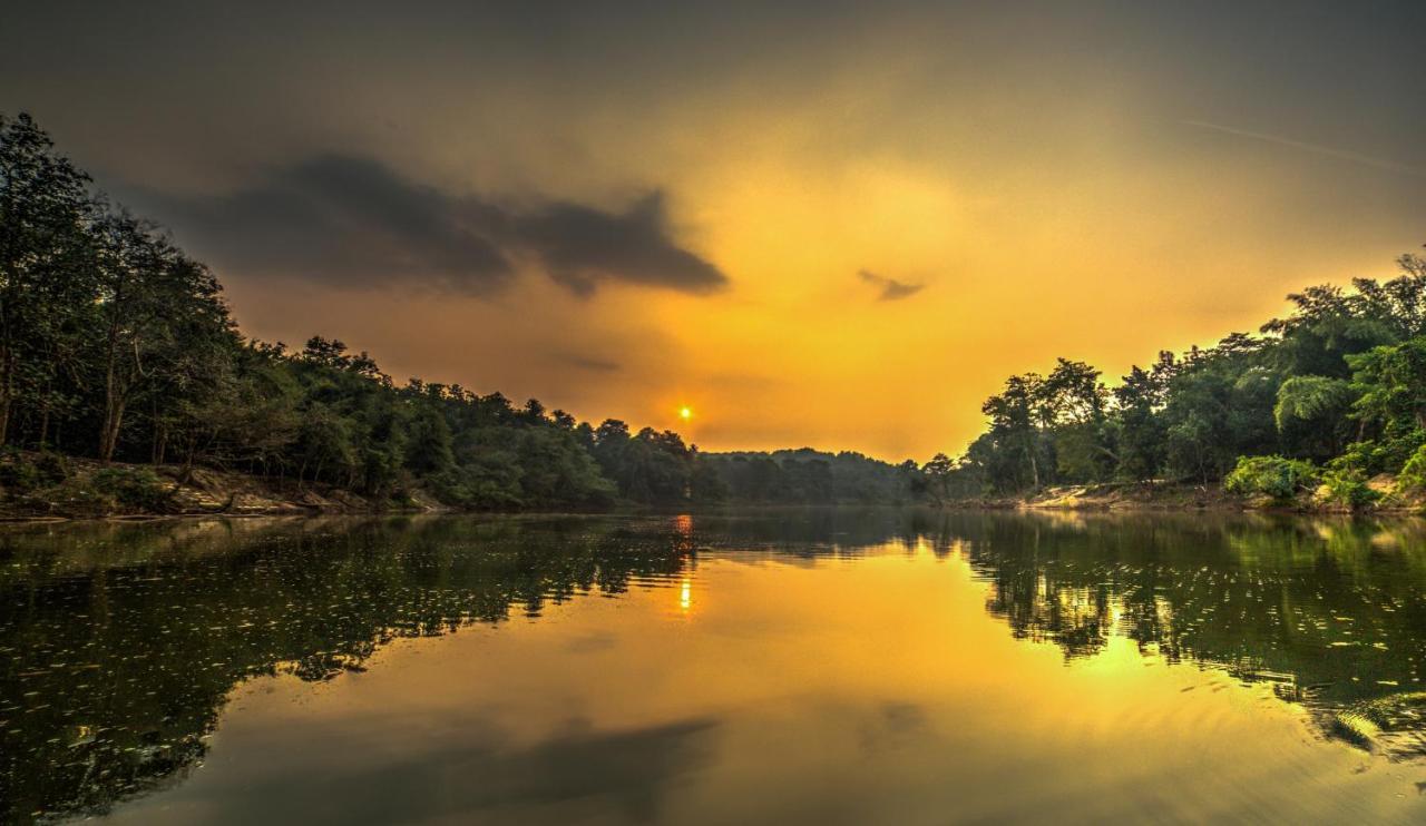 Quiet By The River- Cgh Earth Thodakayam Екстериор снимка